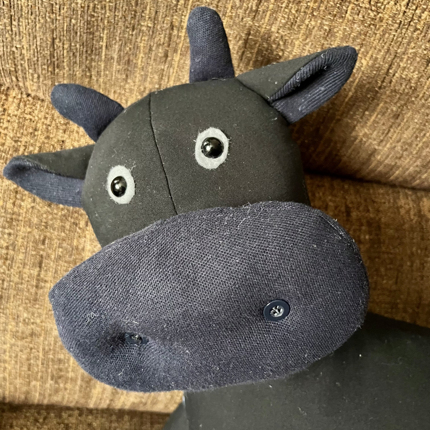 Tilted Head Calf Memory Softie