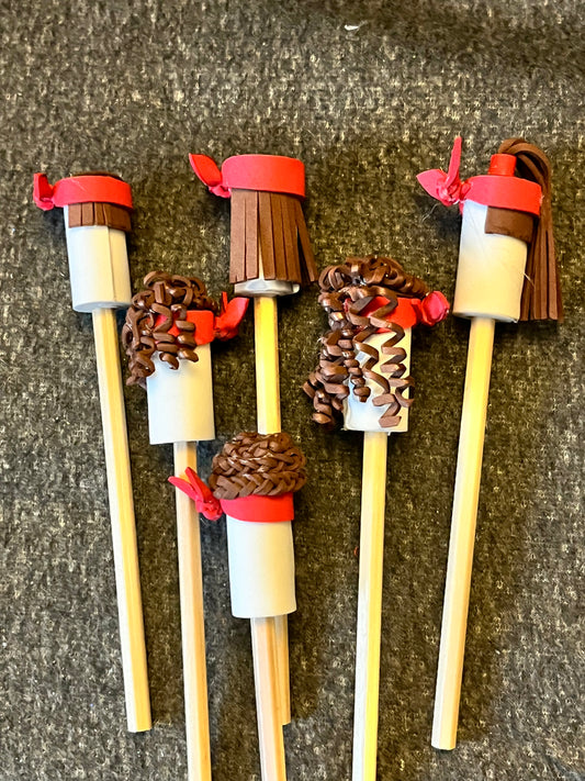 Rolled Female Pen Toppers